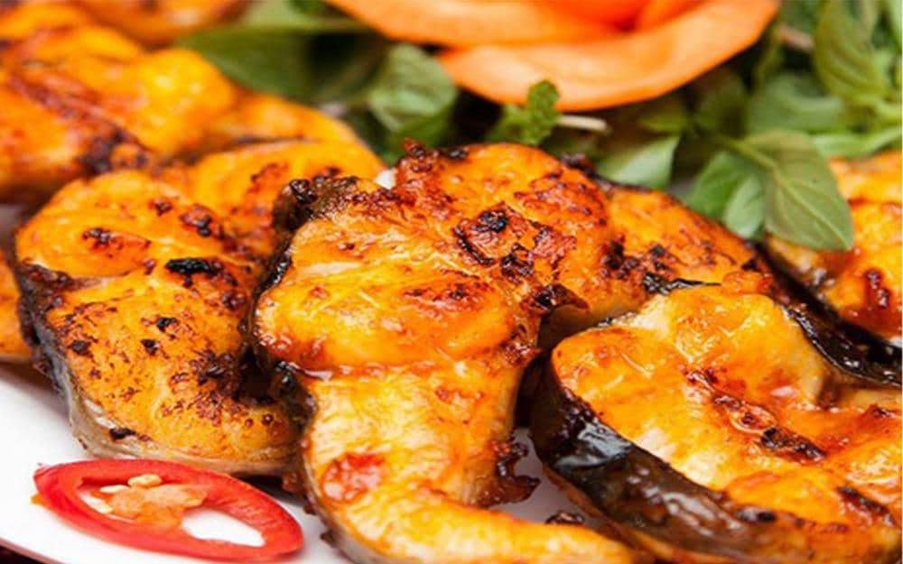 Cá lăng nướng, một món ăn thơm ngon nên thử tại Đắk Lắk